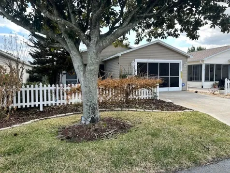 2726 Moncayo Avenue The Villages FL 32162