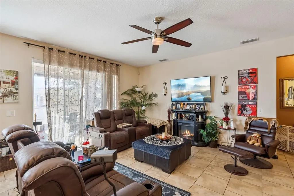 9889 Lenox Street Clermont FL 34711