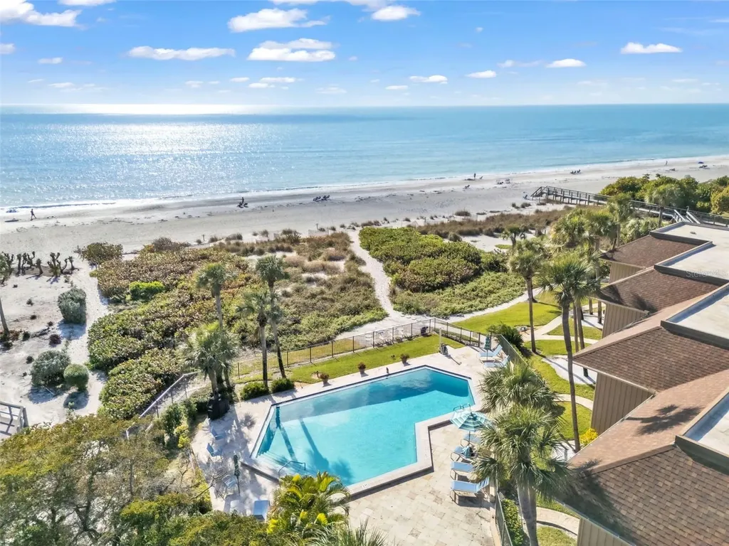 5635 Gulf Of Mexico Drive Longboat Key FL 34228