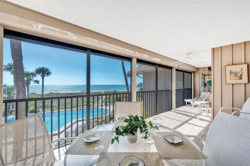 5635 Gulf Of Mexico Drive Longboat Key FL 34228