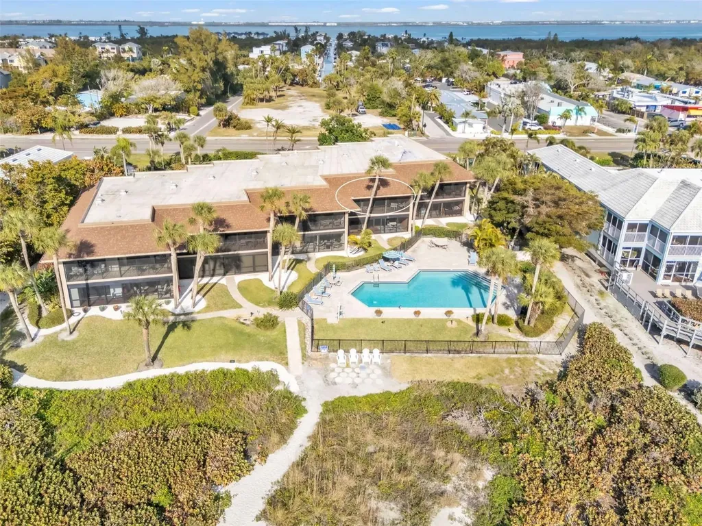 5635 Gulf Of Mexico Drive Longboat Key FL 34228
