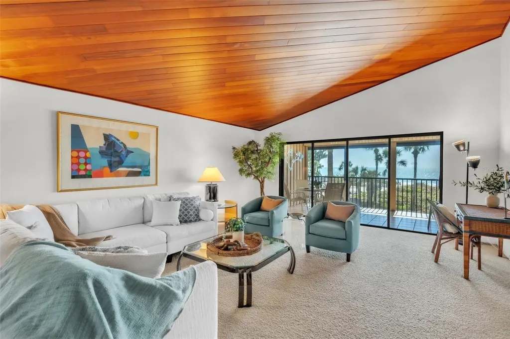5635 Gulf Of Mexico Drive Longboat Key FL 34228