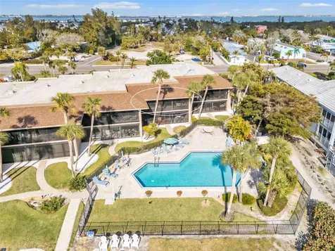5635 Gulf Of Mexico Drive Longboat Key FL 34228
