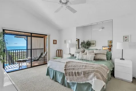 5635 Gulf Of Mexico Drive Longboat Key FL 34228