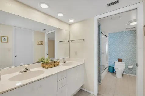 5635 Gulf Of Mexico Drive Longboat Key FL 34228