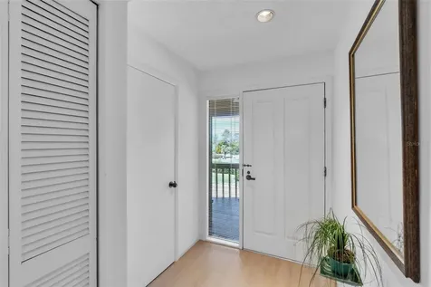 5635 Gulf Of Mexico Drive Longboat Key FL 34228