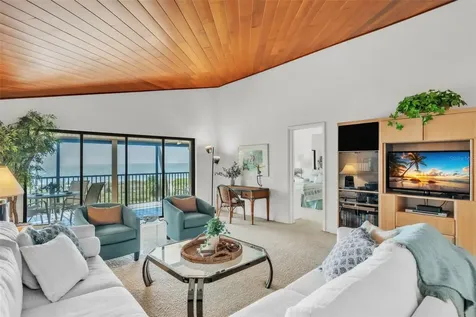 5635 Gulf Of Mexico Drive Longboat Key FL 34228