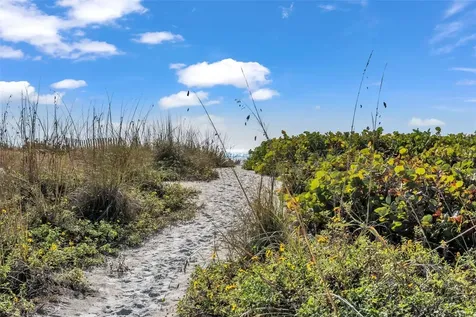 5635 Gulf Of Mexico Drive Longboat Key FL 34228