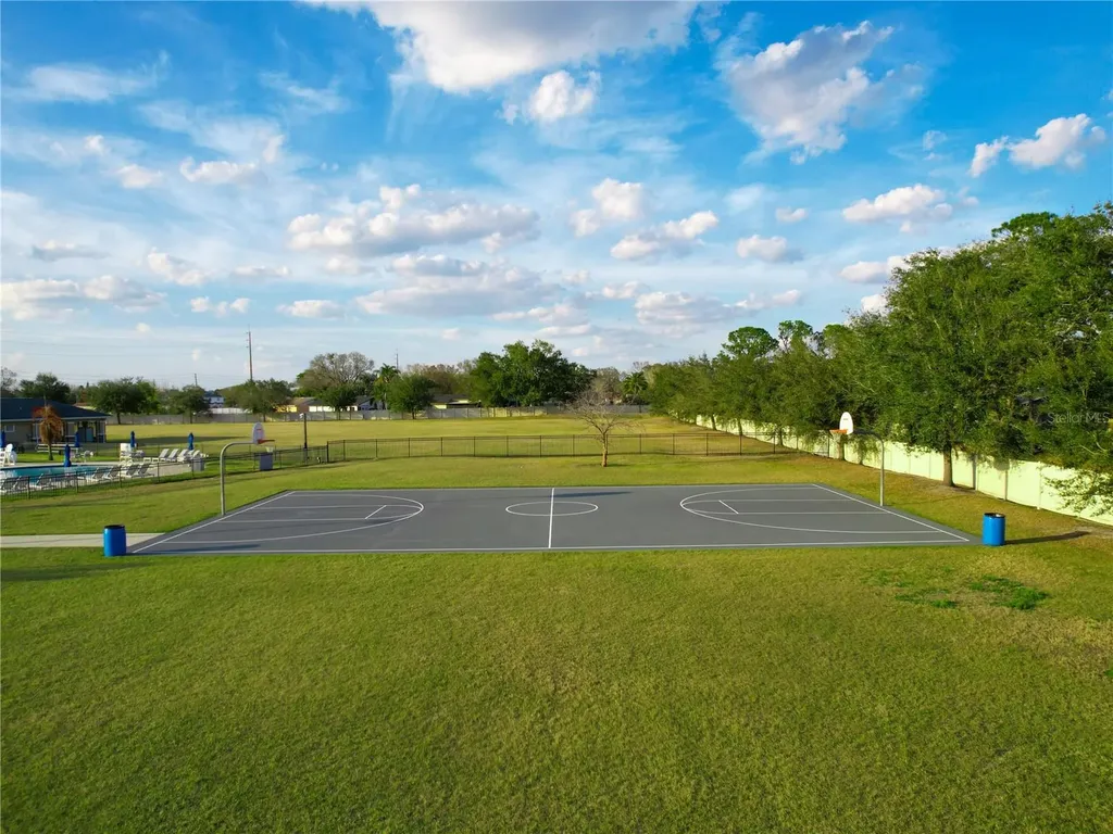 735 Palaiseau Court Kissimmee FL 34759