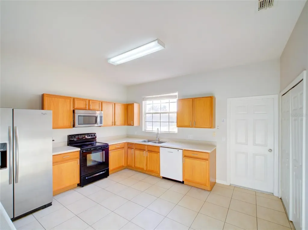 735 Palaiseau Court Kissimmee FL 34759