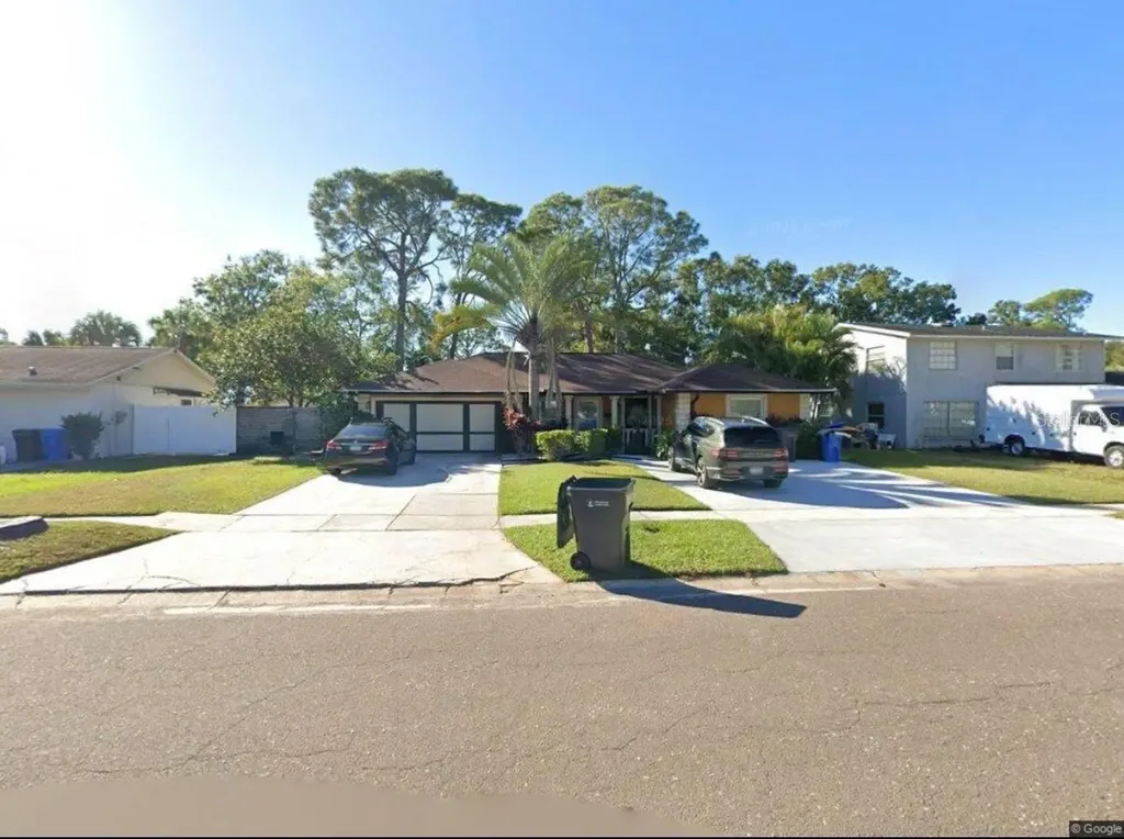 7908 W Elm Street Tampa FL 33615