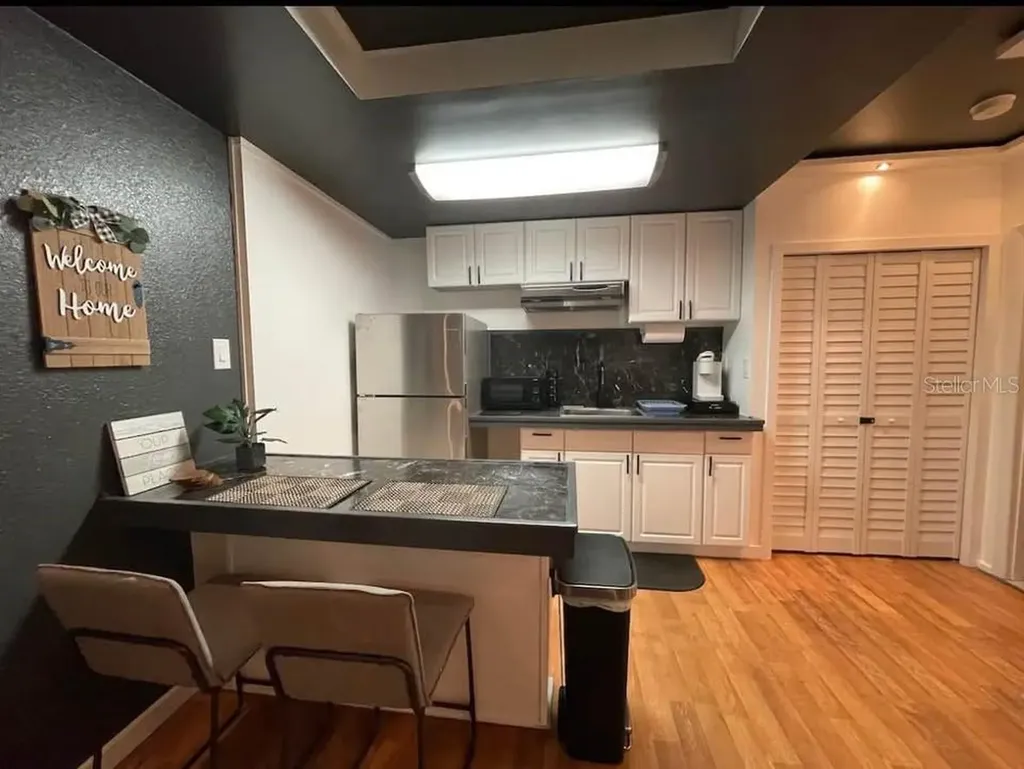 7908 W Elm Street Tampa FL 33615