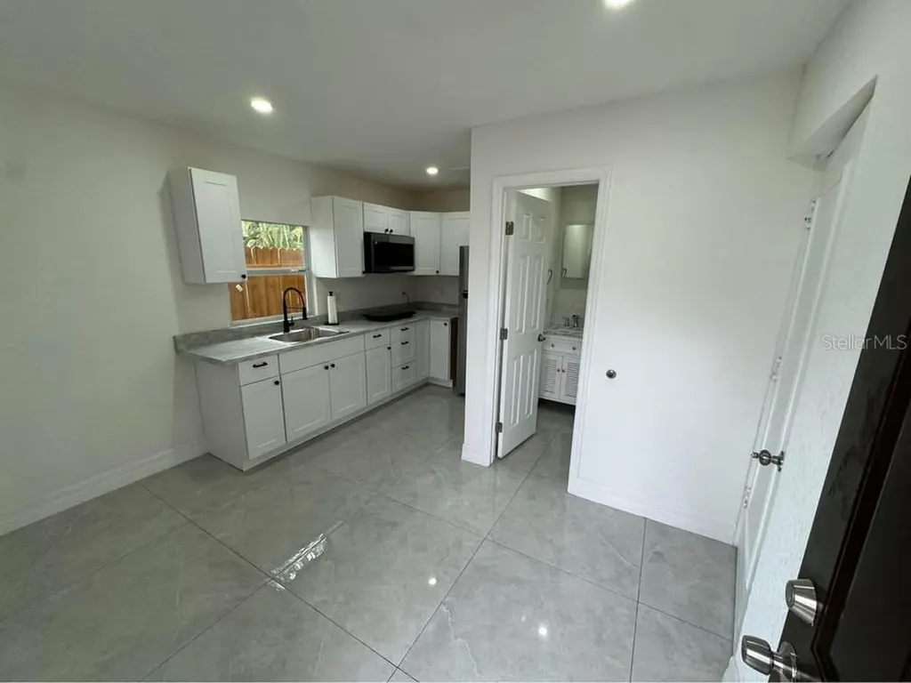 7908 W Elm Street Tampa FL 33615