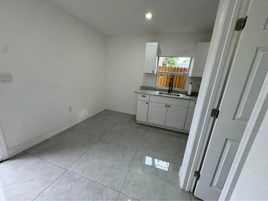7908 W Elm Street Tampa FL 33615