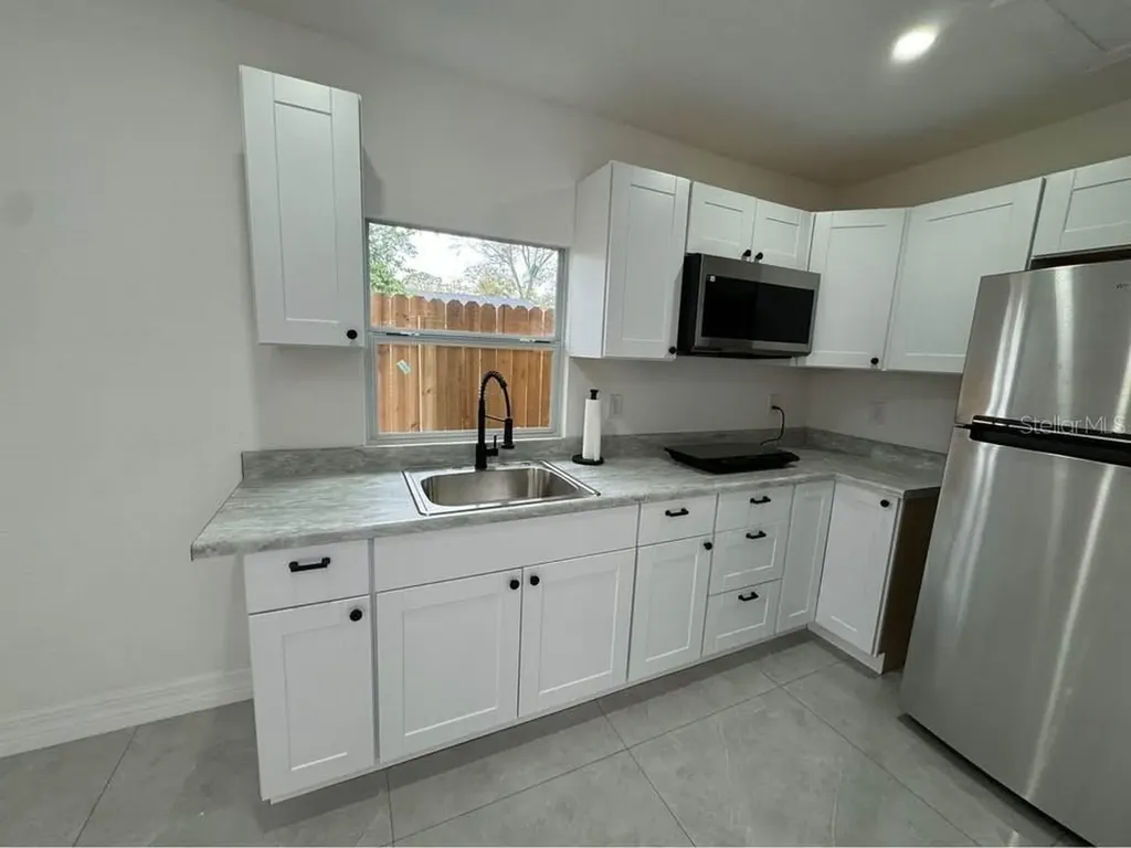 7908 W Elm Street Tampa FL 33615