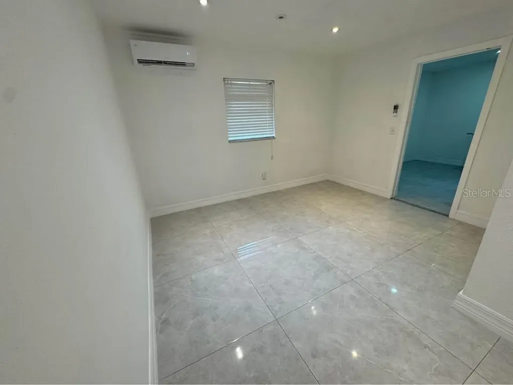 7908 W Elm Street Tampa FL 33615