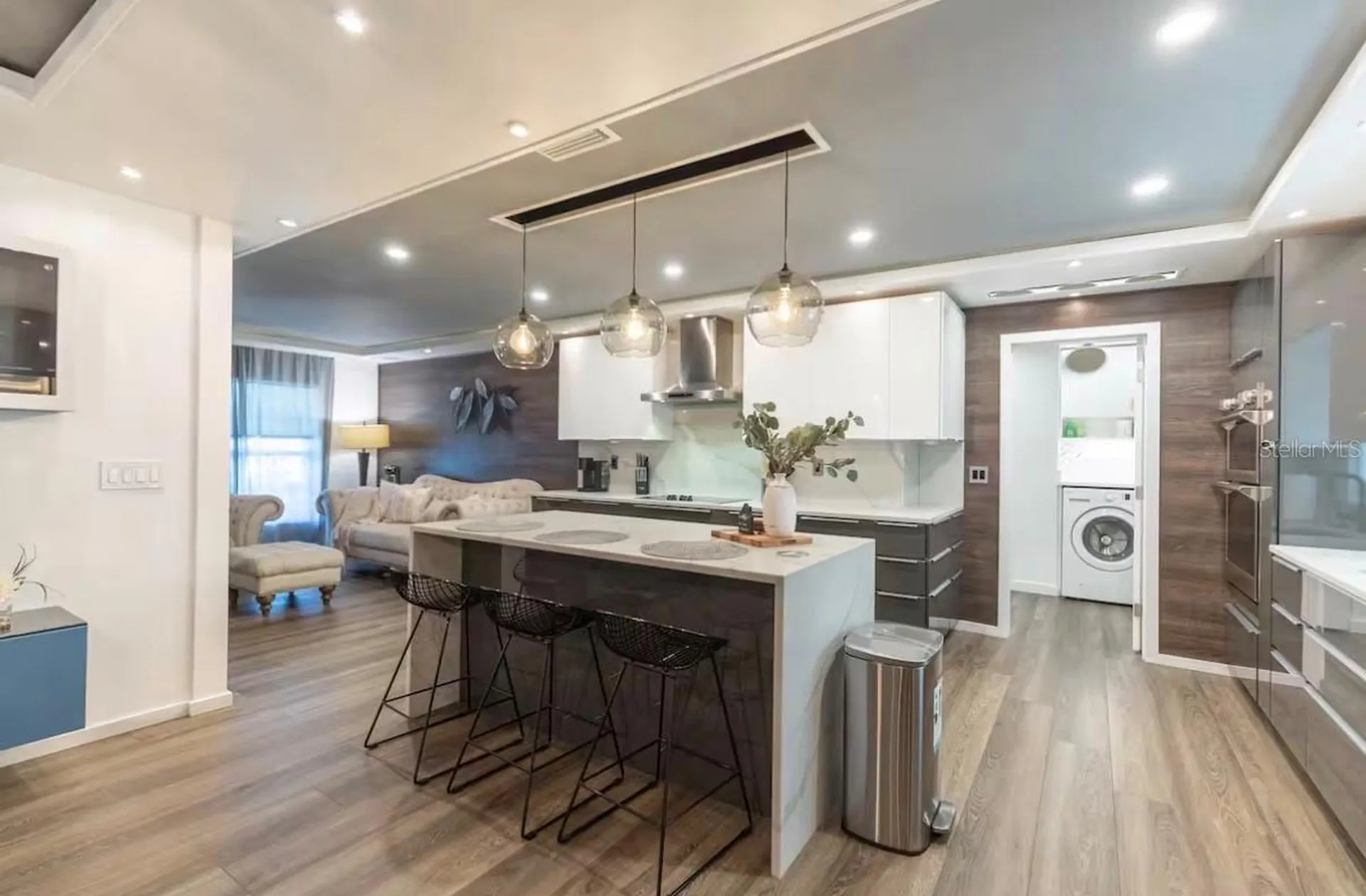 7908 W Elm Street Tampa FL 33615