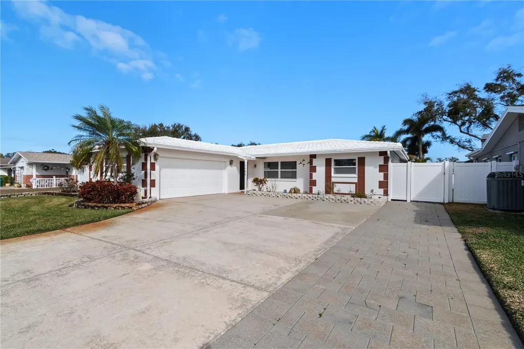 13565 86th Avenue Seminole FL 33776