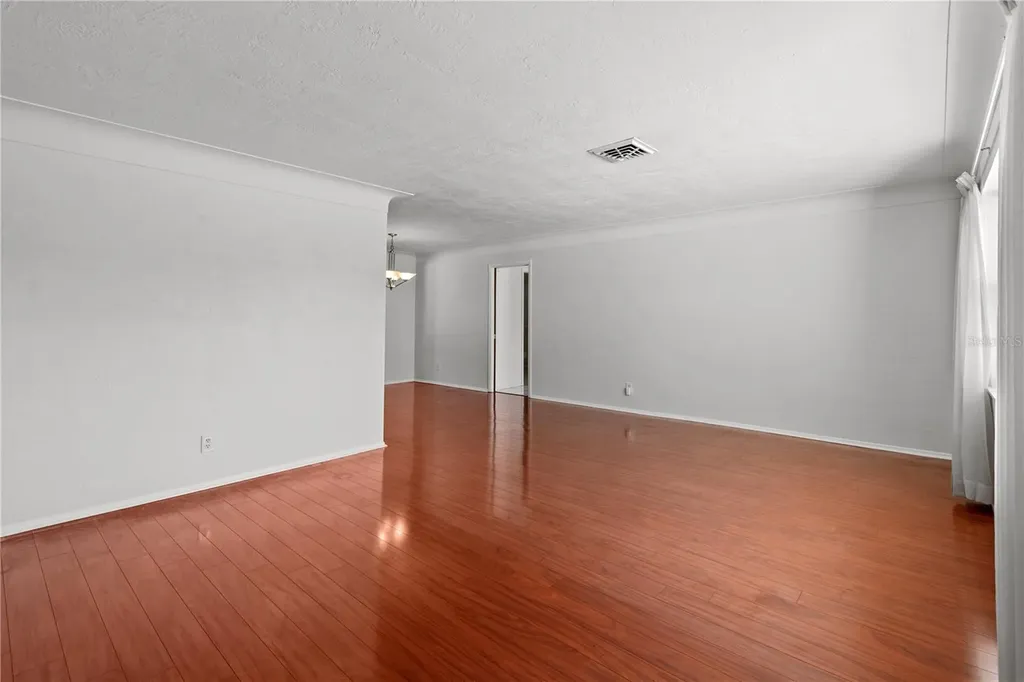 13565 86th Avenue Seminole FL 33776
