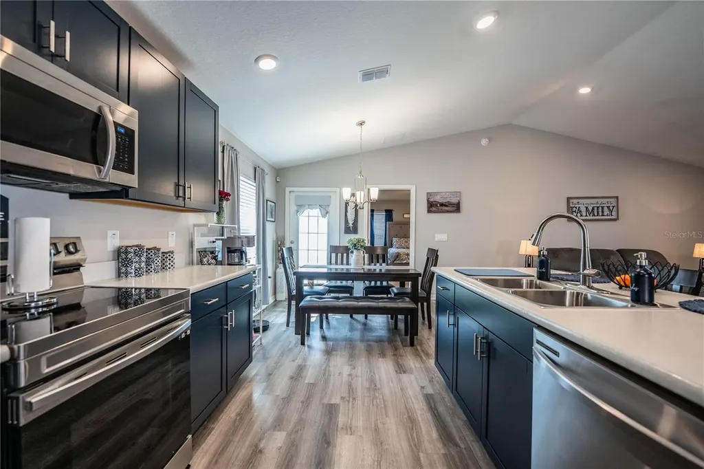 928 Aruba Avenue Mulberry FL 33860