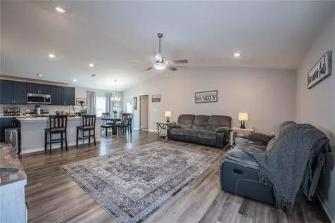 928 Aruba Avenue Mulberry FL 33860