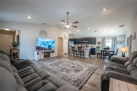 928 Aruba Avenue Mulberry FL 33860