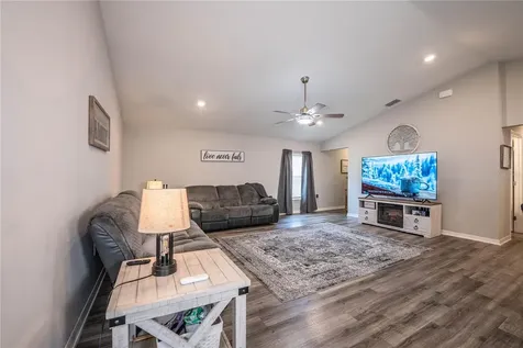 928 Aruba Avenue Mulberry FL 33860
