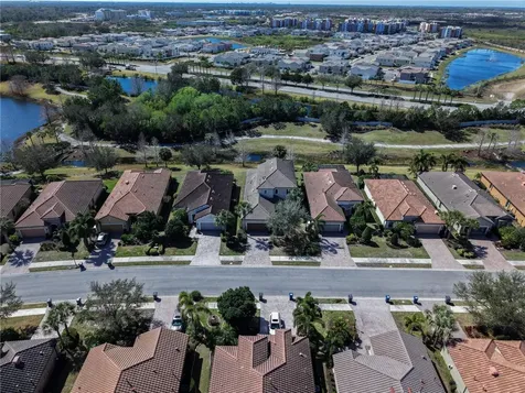 12822 Del Corso Loop Bradenton FL 34211
