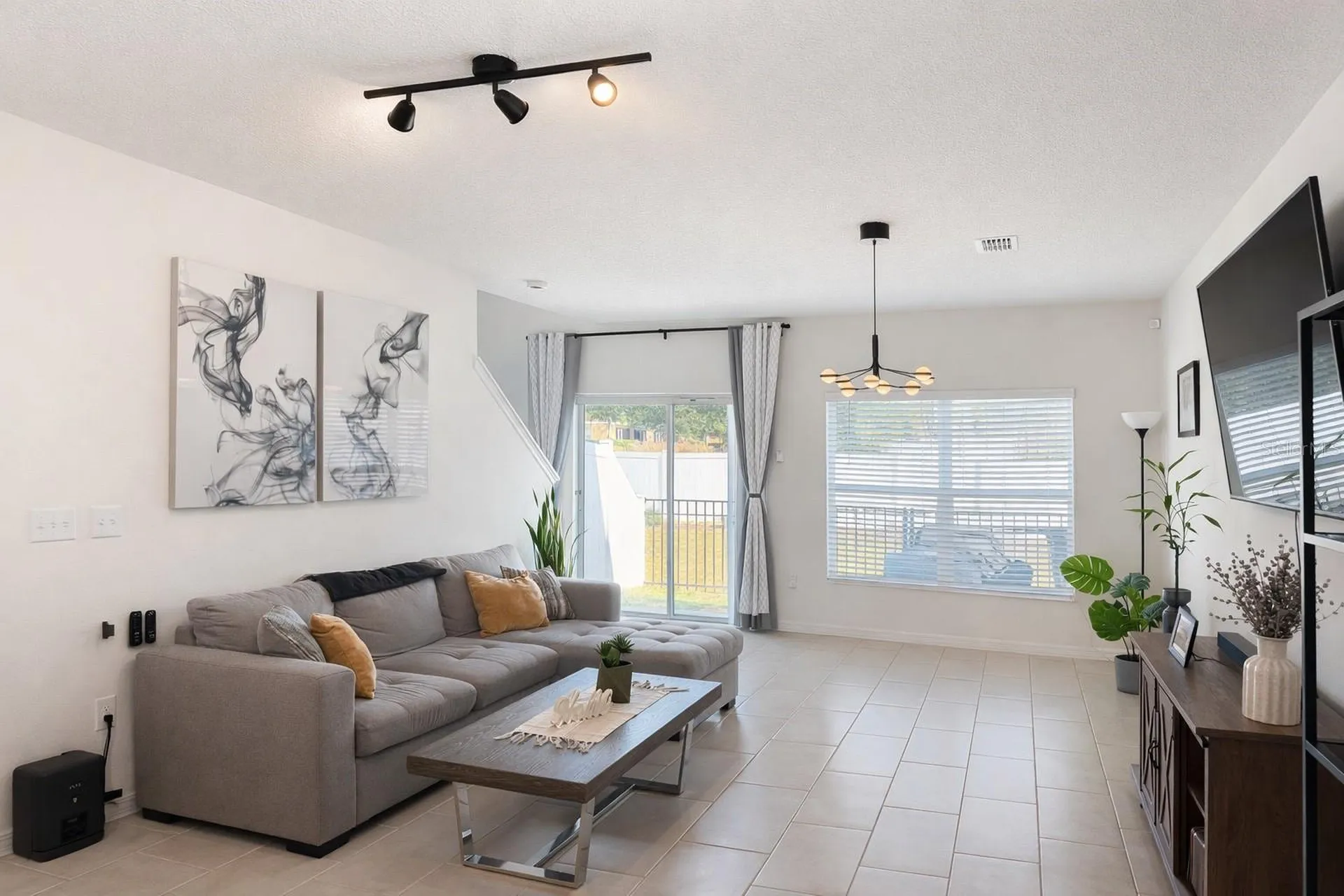 1536 Mirabella Circle Davenport FL 33897