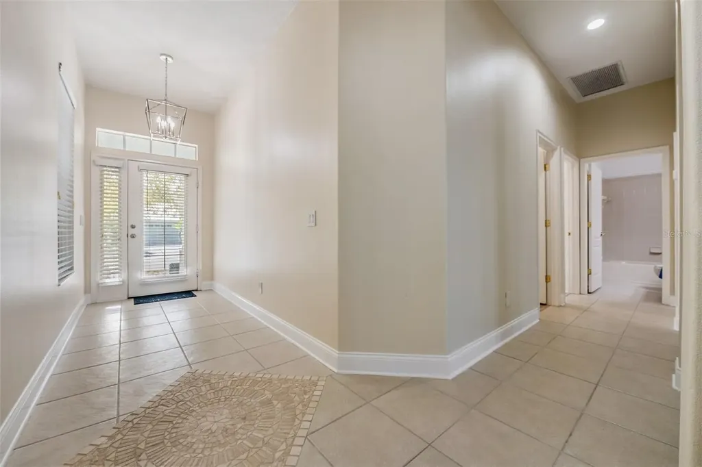 423 Manns Harbor Drive Apollo Beach FL 33572