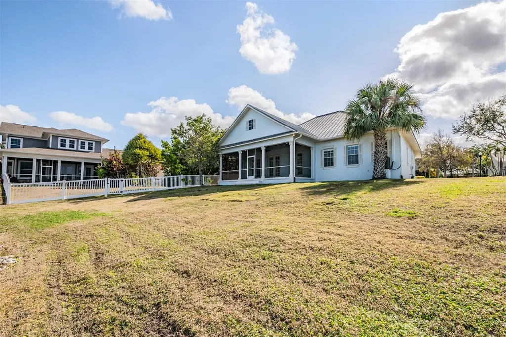 423 Manns Harbor Drive Apollo Beach FL 33572