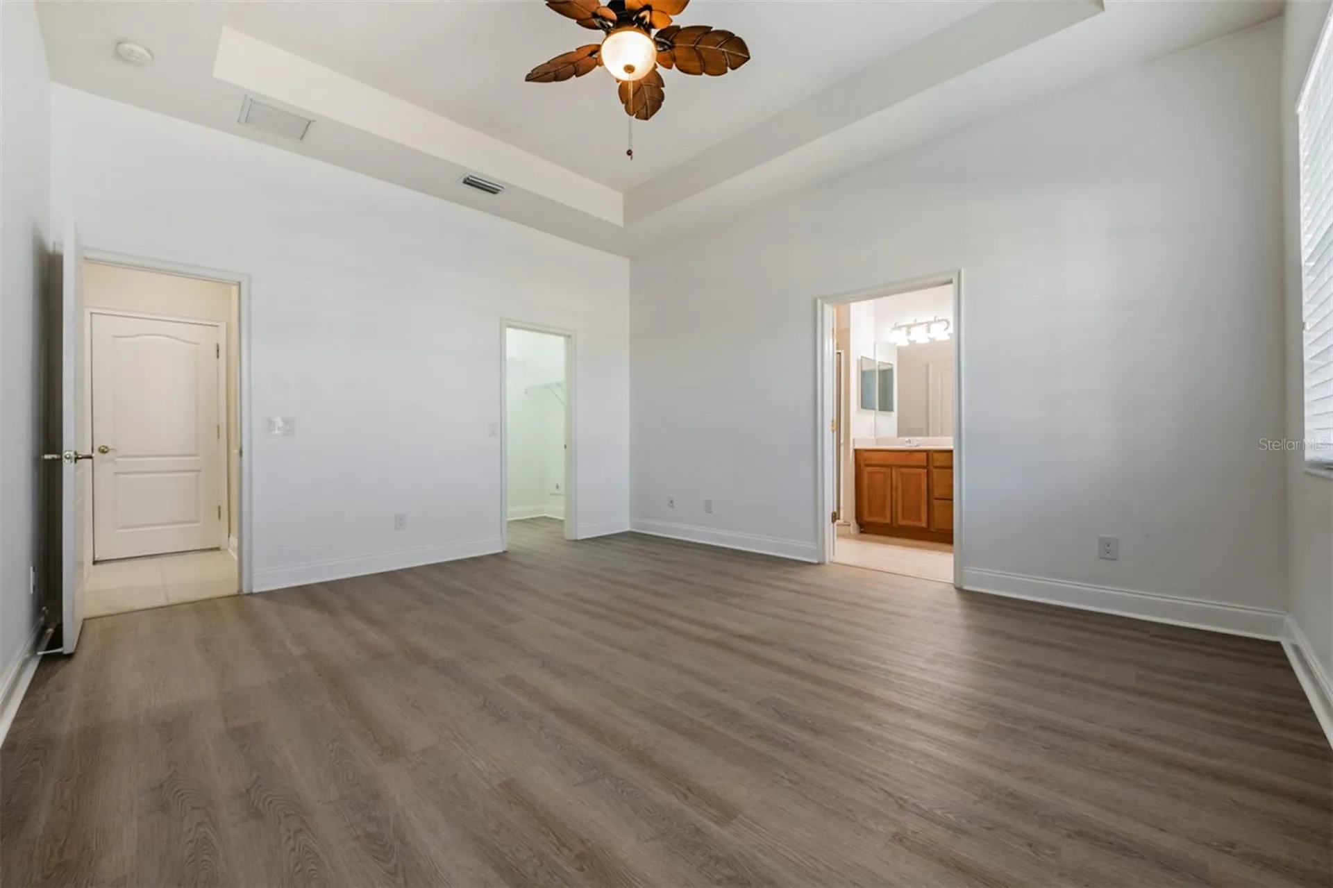 423 Manns Harbor Drive Apollo Beach FL 33572