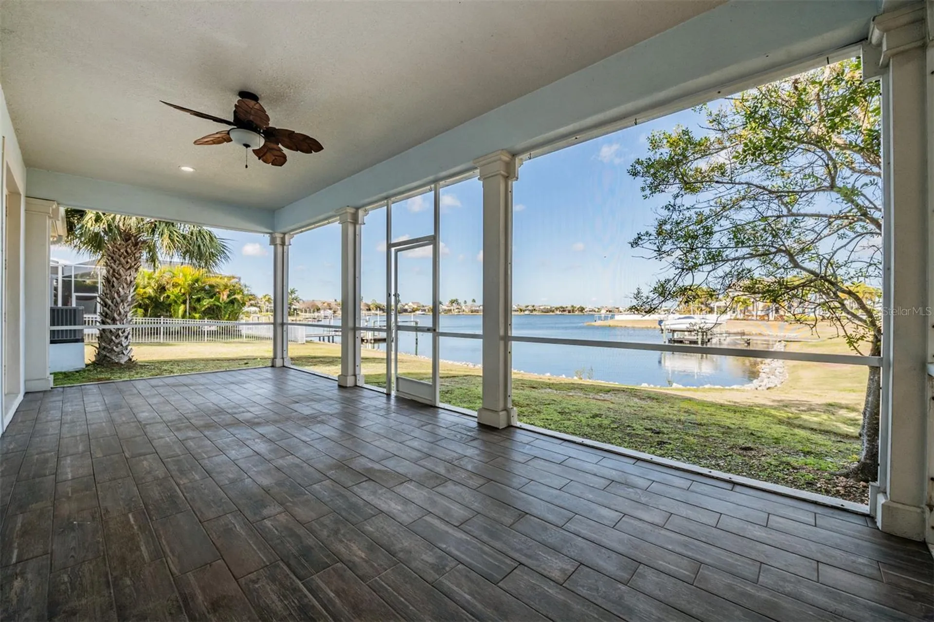 423 Manns Harbor Drive Apollo Beach FL 33572