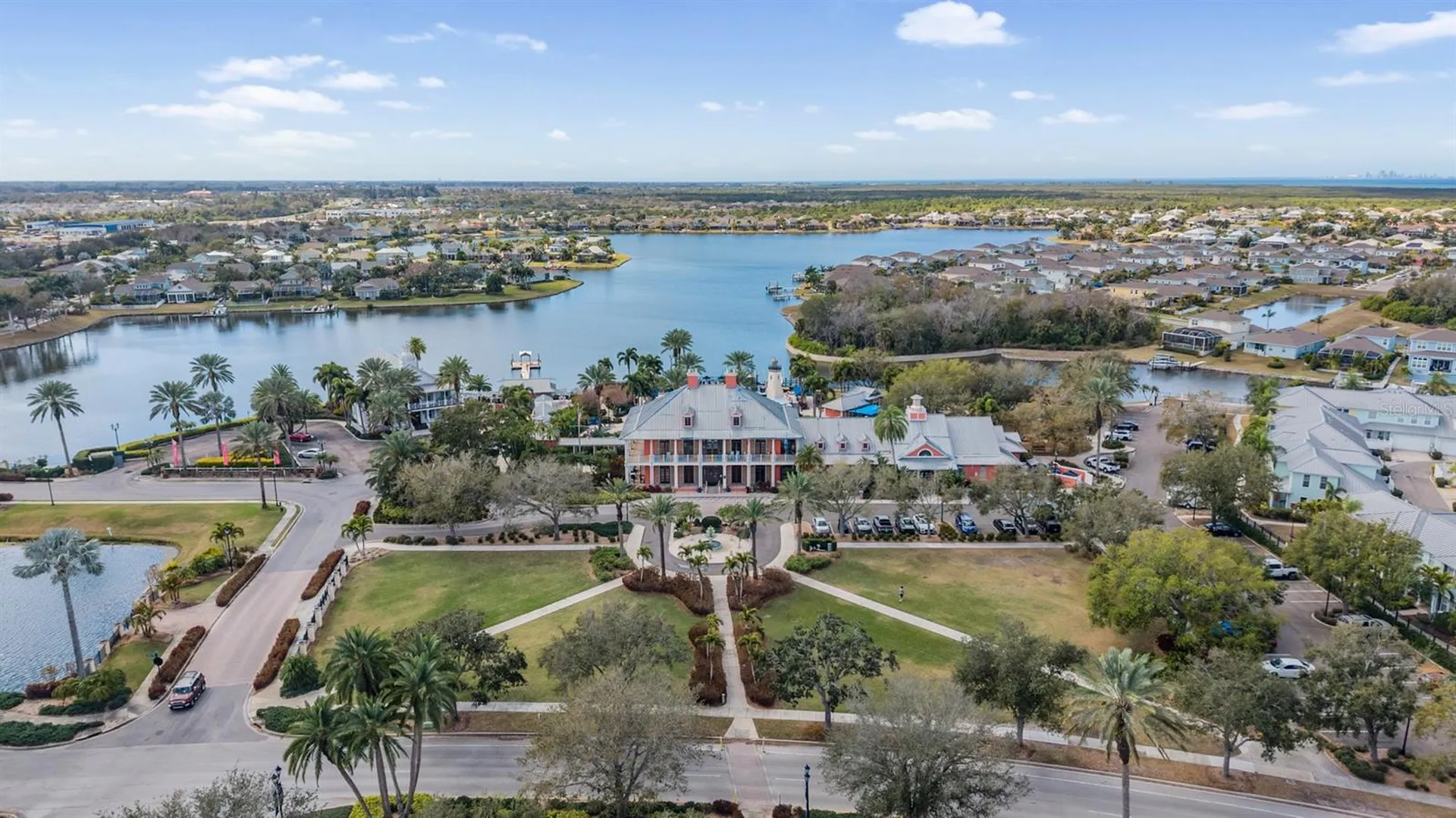 423 Manns Harbor Drive Apollo Beach FL 33572
