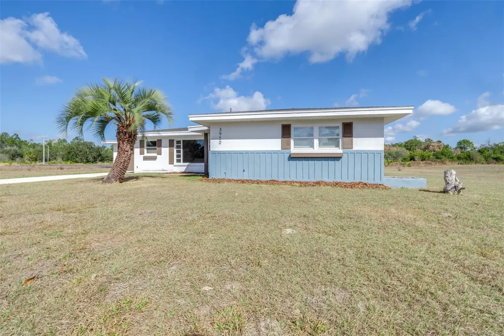 3950 Bougainville Drive Indian Lake Estates FL 33855