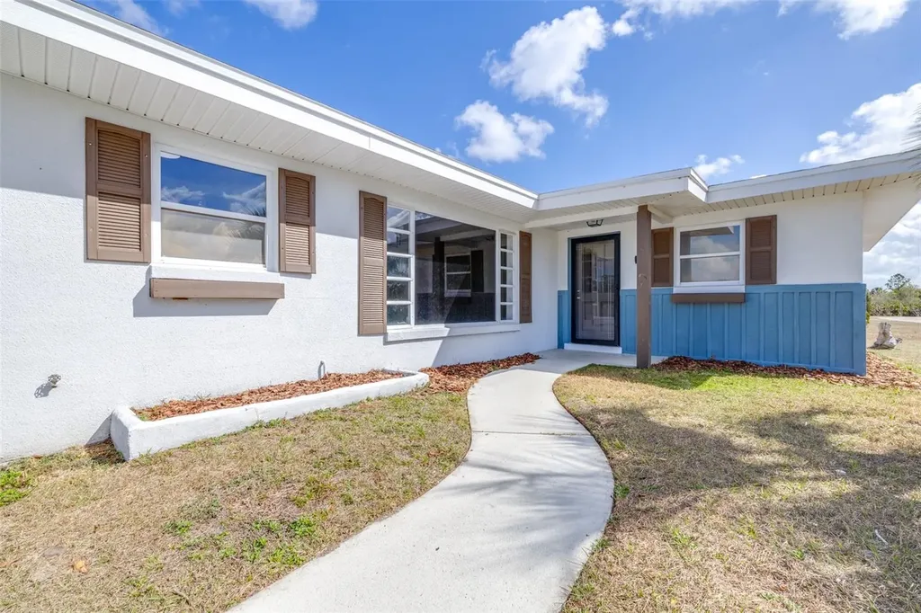3950 Bougainville Drive Indian Lake Estates FL 33855