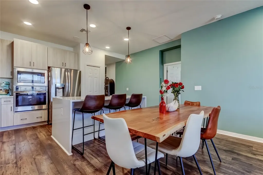 5828 Timberdale Avenue Wesley Chapel FL 33545