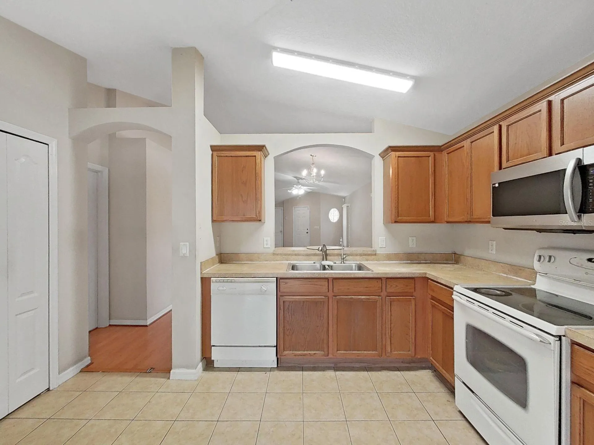 1606 Marsh Wood Drive Seffner FL 33584