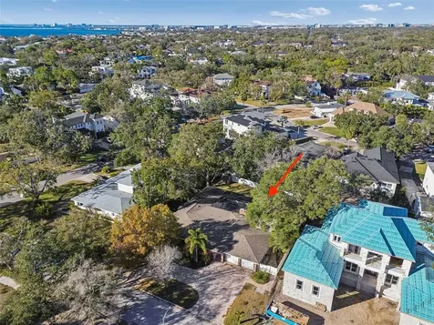 4633 W Longfellow Avenue Tampa FL 33629