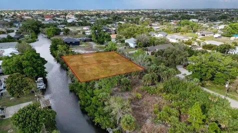 3015 Banyan Way Punta Gorda FL 33950