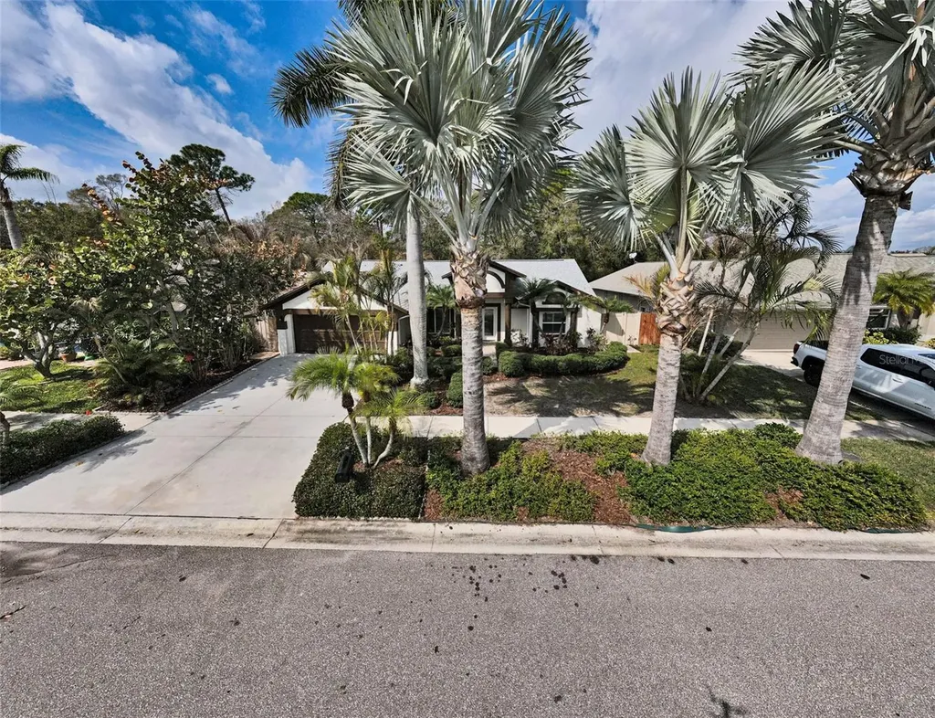 12038 Stone Crossing Circle Tampa FL 33635