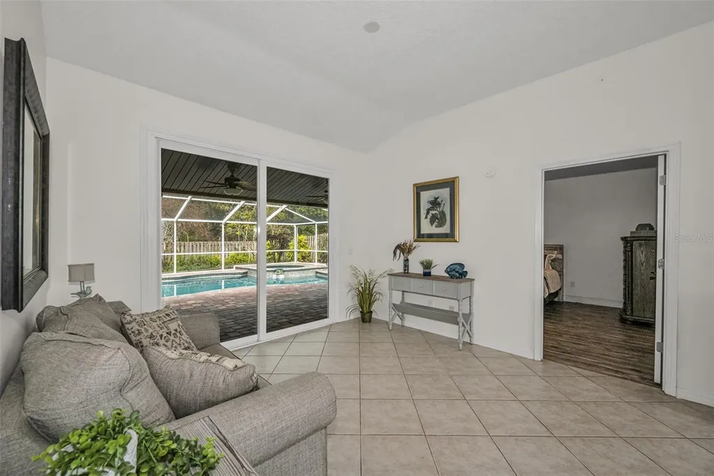 12038 Stone Crossing Circle Tampa FL 33635