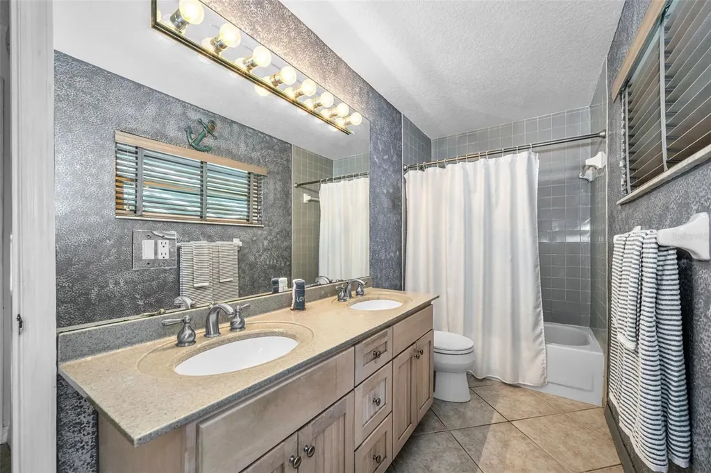 12038 Stone Crossing Circle Tampa FL 33635