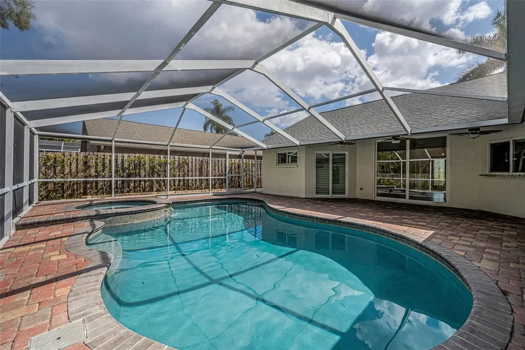 12038 Stone Crossing Circle Tampa FL 33635