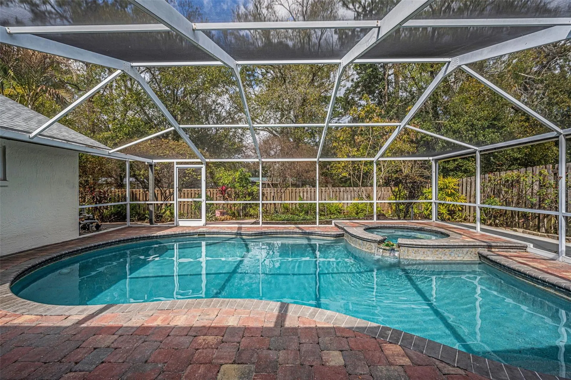 12038 Stone Crossing Circle Tampa FL 33635