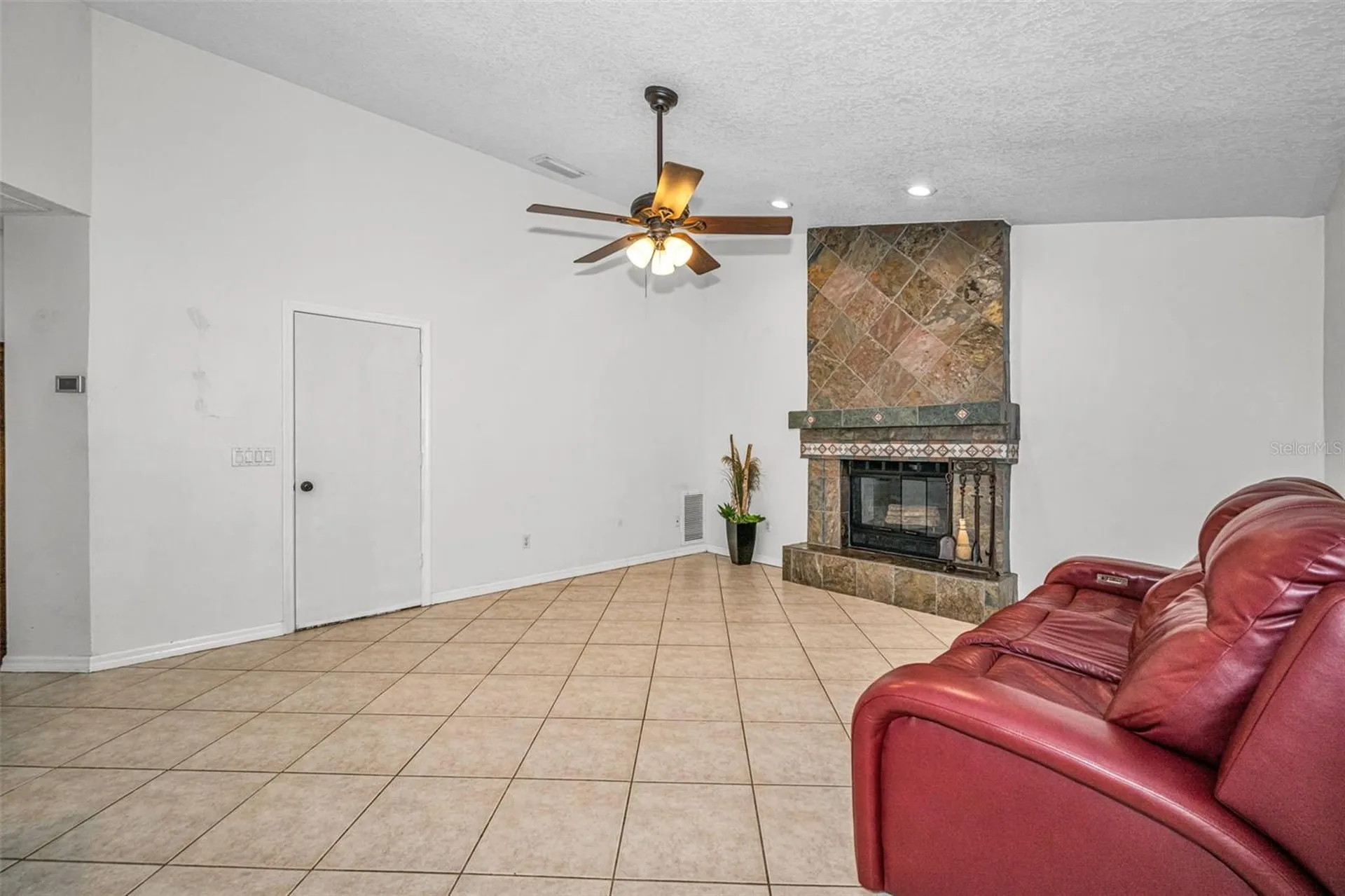 12038 Stone Crossing Circle Tampa FL 33635
