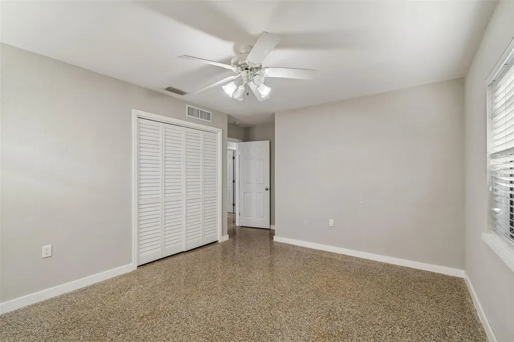 4633 W Longfellow Avenue Tampa FL 33629