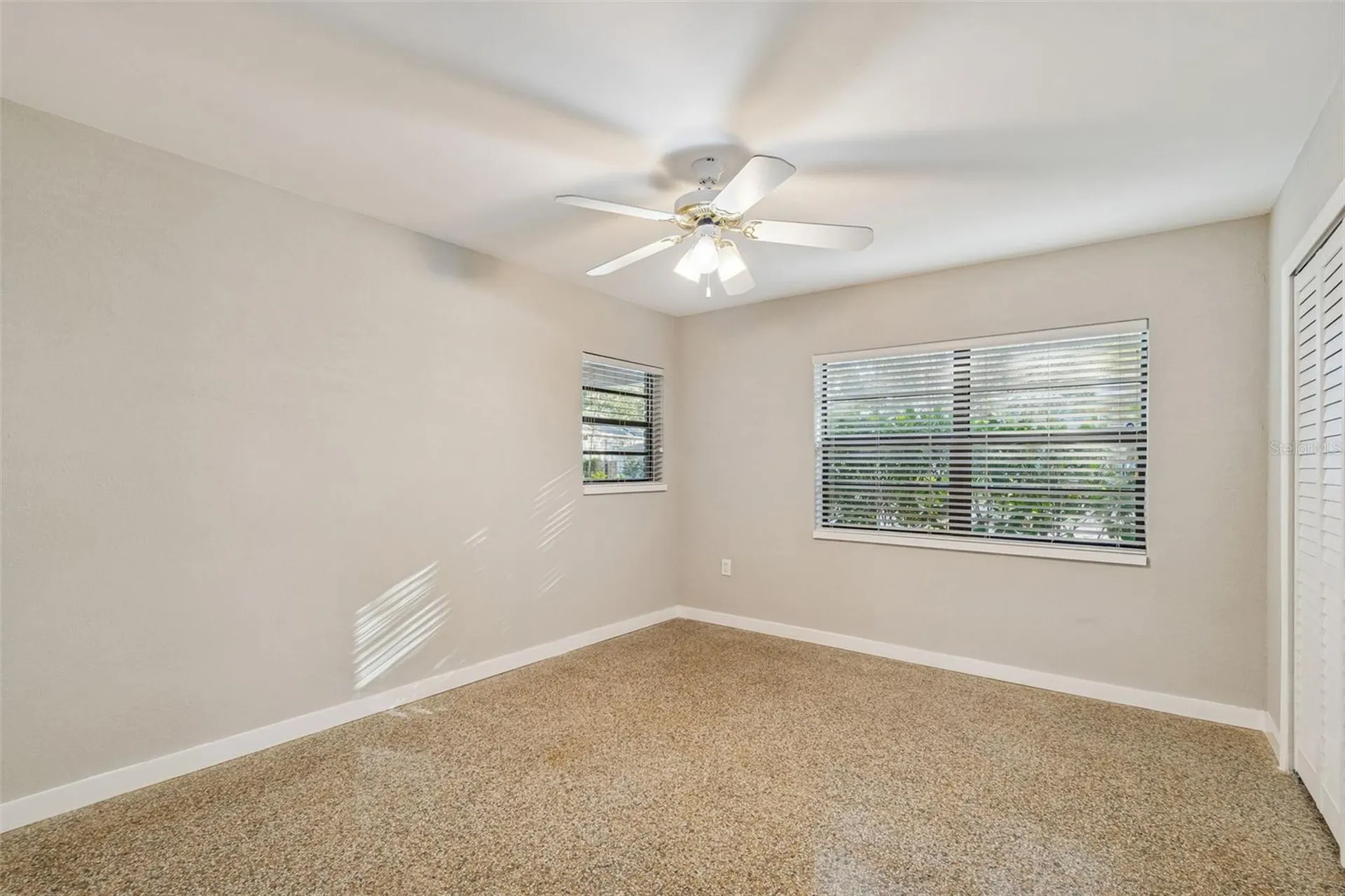 4633 W Longfellow Avenue Tampa FL 33629