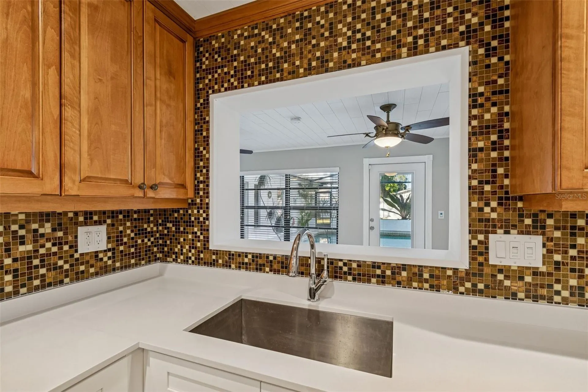 4633 W Longfellow Avenue Tampa FL 33629