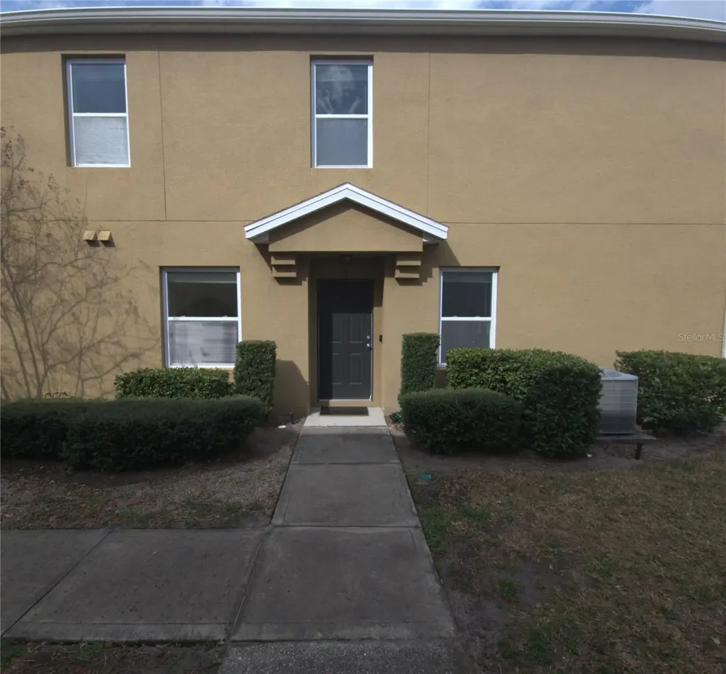 3724 Seneca Club Loop Orlando FL 32808